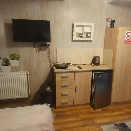Apartamenty I Pokoje Nad Sola Czernichow  Exterior photo
